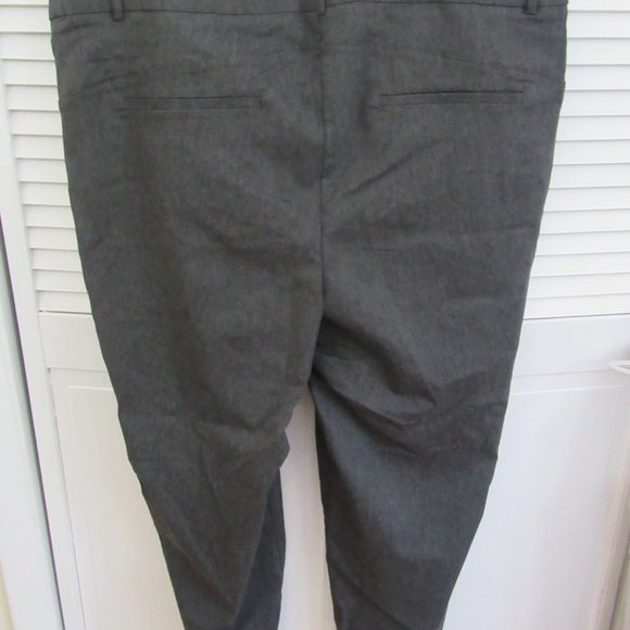NWT! Lane Bryant Grey Pants with Magic Flex Waistband - Size 26 - Picture 8 of 8